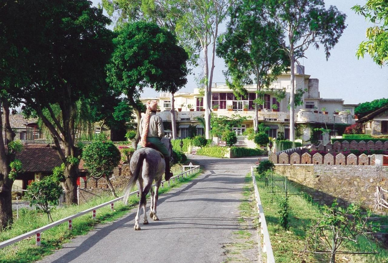 Shikarbadi Hotel - By The Lake Heritage By Hrh Group Of Hotels Udaipur Bagian luar foto